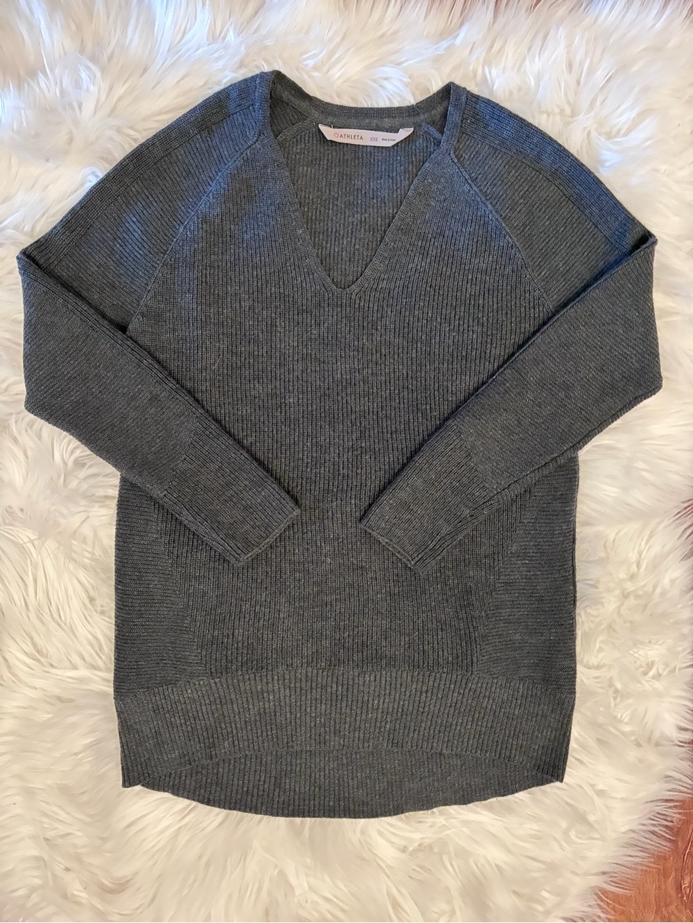 Athleta Hanover Vneck Sweater Merino Blend Wool /Polyester Sz XXS Gray #159164